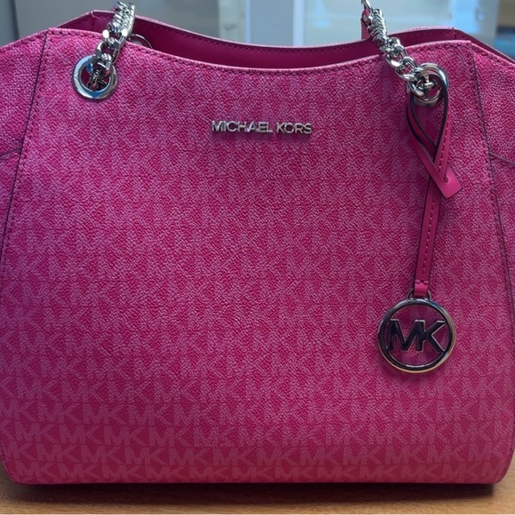 Michael Kors Fuchsia Shoulder Bag - Picture 1 of 3